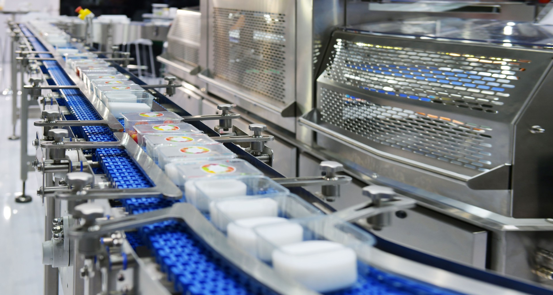 Food products boxs transfer on Automated conveyor systems